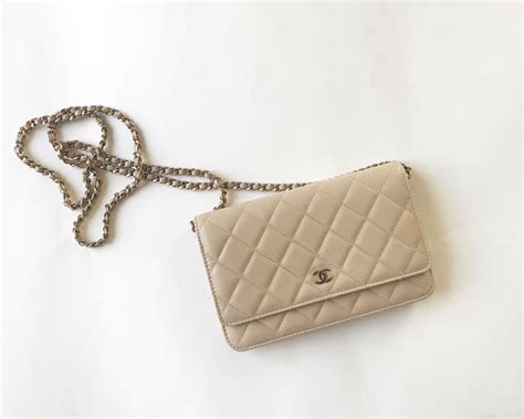 chanel wallet on chain beige and black